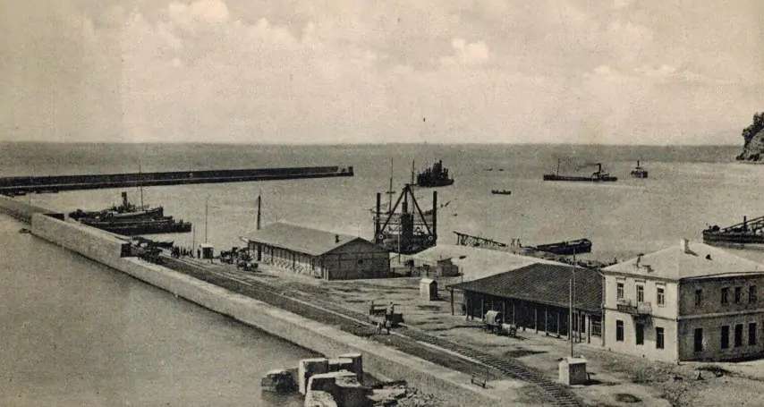 Туапсинский порт. Открытка 1910 г.