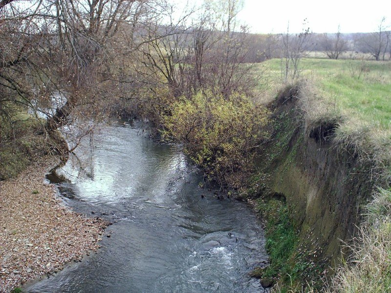 Река Чамлык в верхнем течении