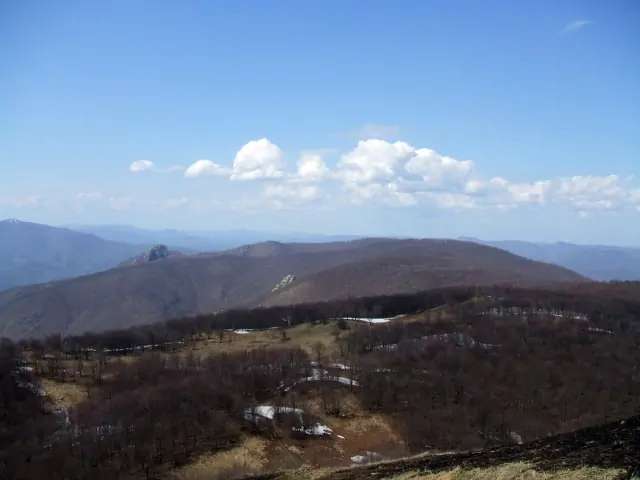 Вид с горы Семашхо на северо-запад