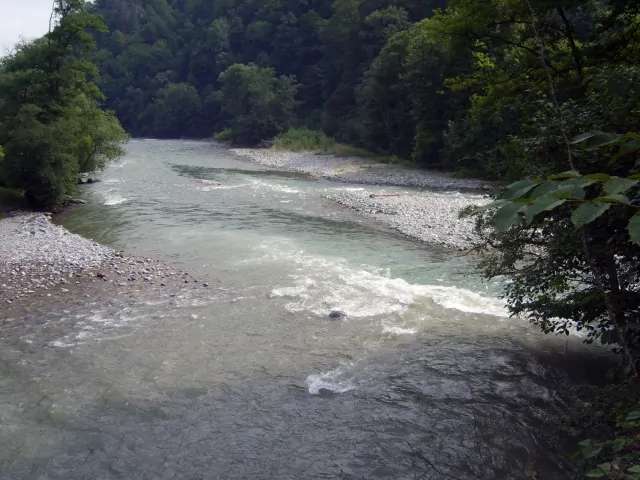 Место слияния реки Уруштен с рекой Малая Лаба